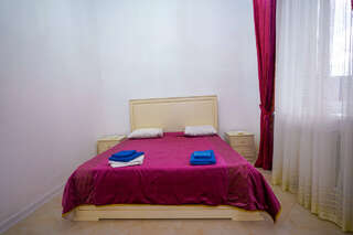 Гостиница Турист Грозный Двухместный номер с двуспальной кроватью-1